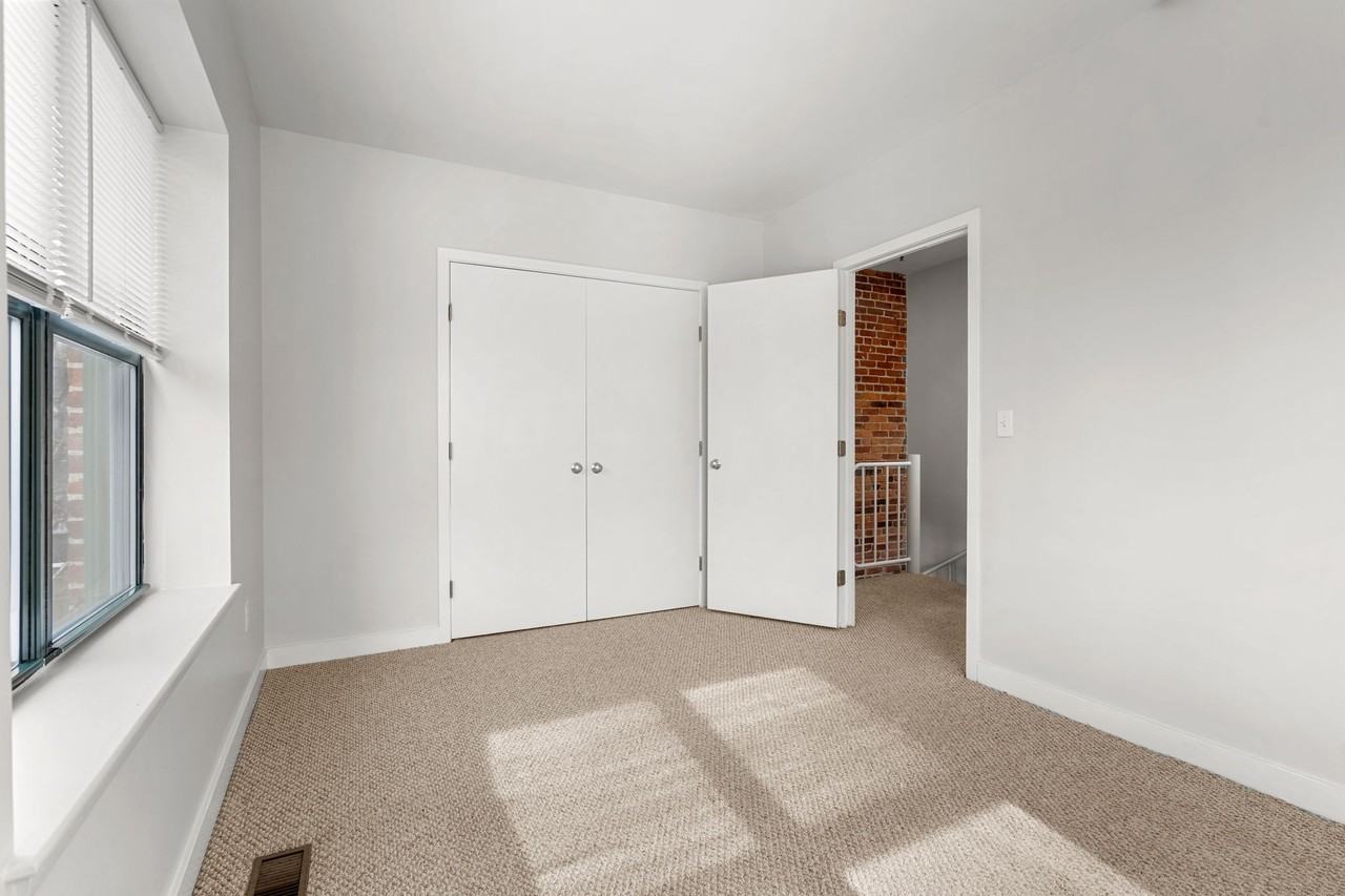 Fulkerson Street Apartments - Photo 7 of 23