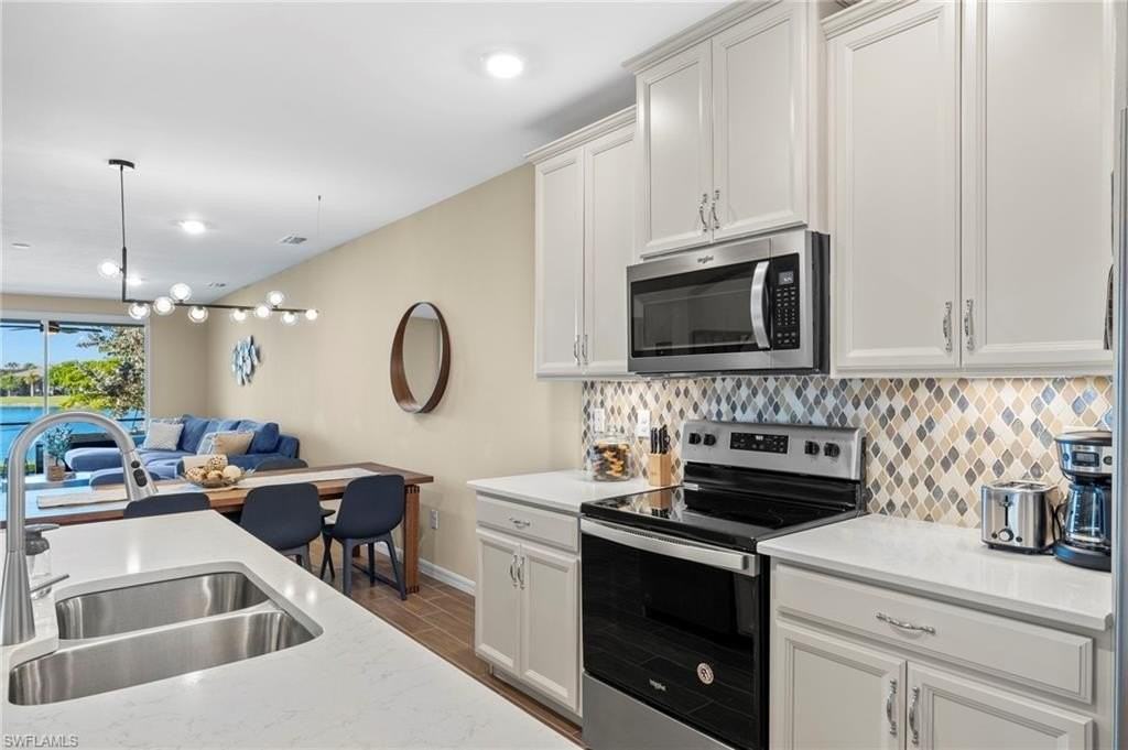 14644 Edgewater Circle - Photo 6 of 32