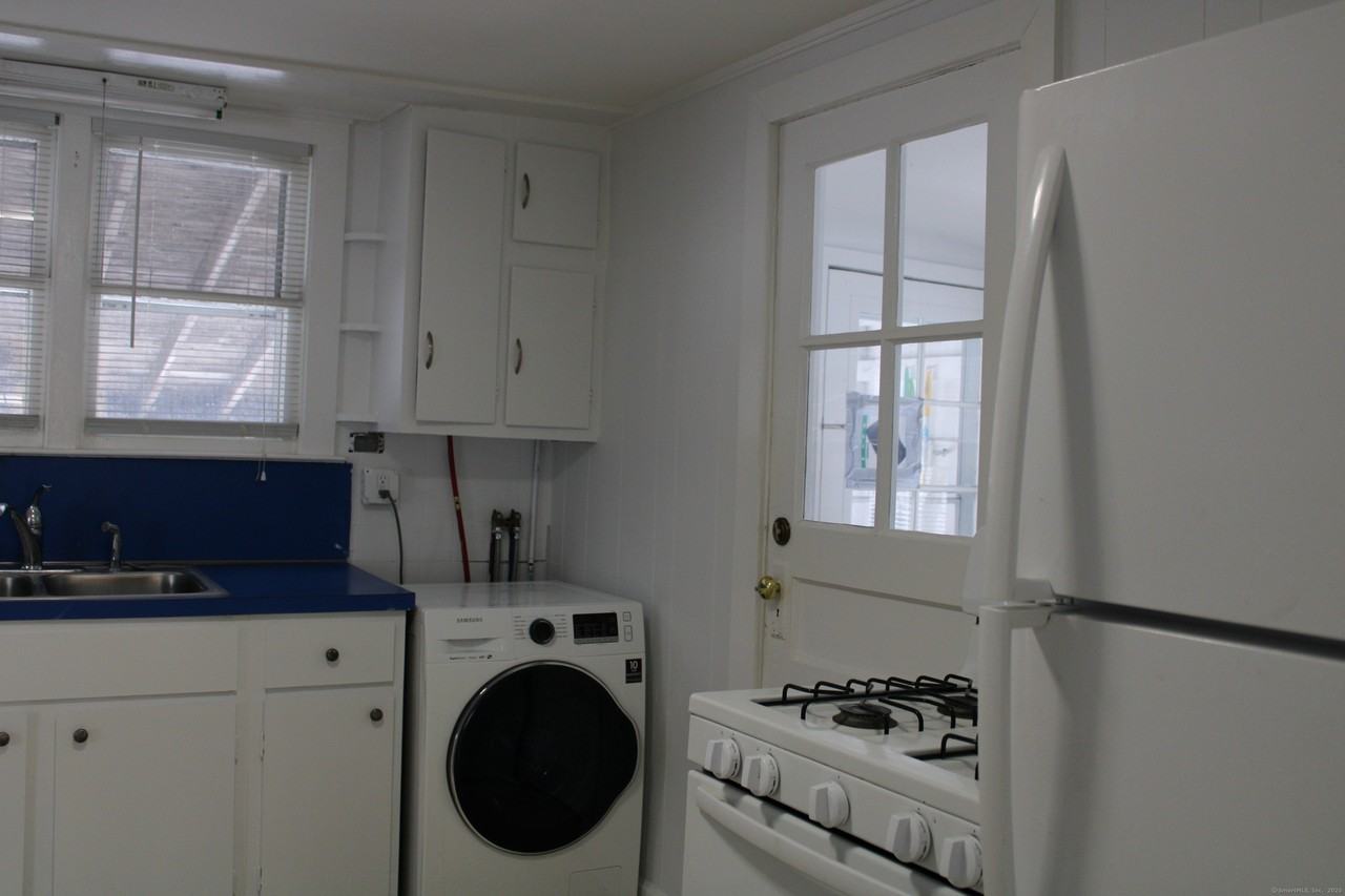 31 Delay Rd - Photo 5 of 20