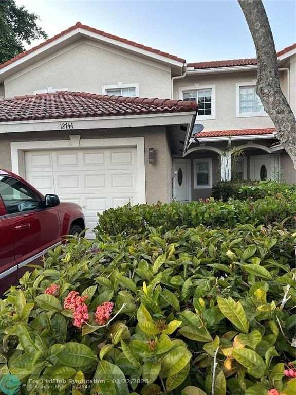 12744 Westhampton Circle - Photo 3 of 39