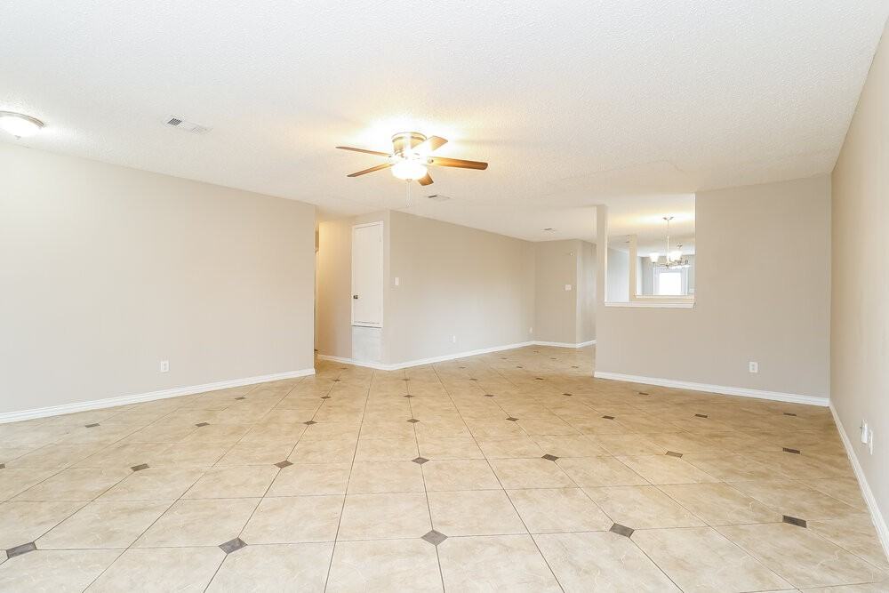 5224 Bedfordshire Dr - Photo 4 of 16