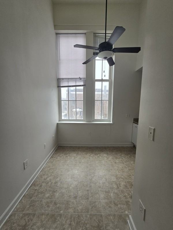 1411 Bainbridge St #202 - Photo 2 of 7