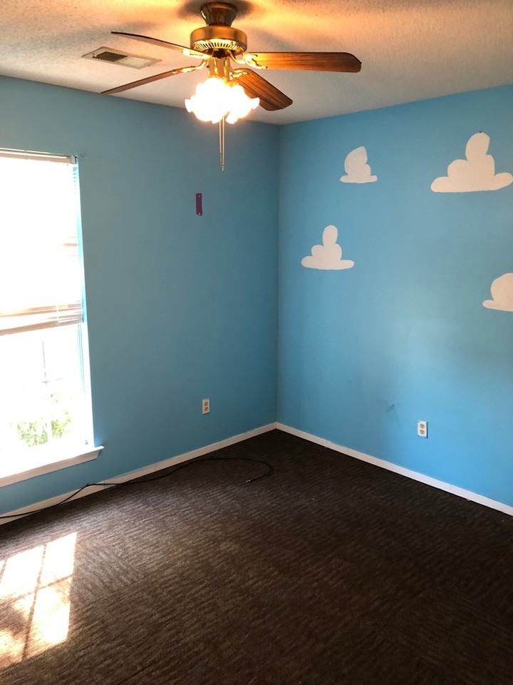 112 Evergreen Dr - Photo 2 of 8