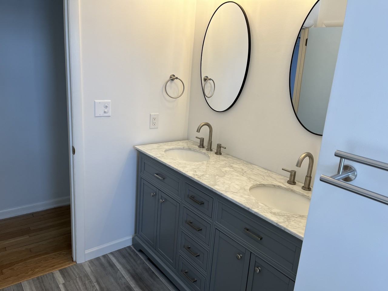 220 Tennyson Dr #NA - Photo 3 of 21