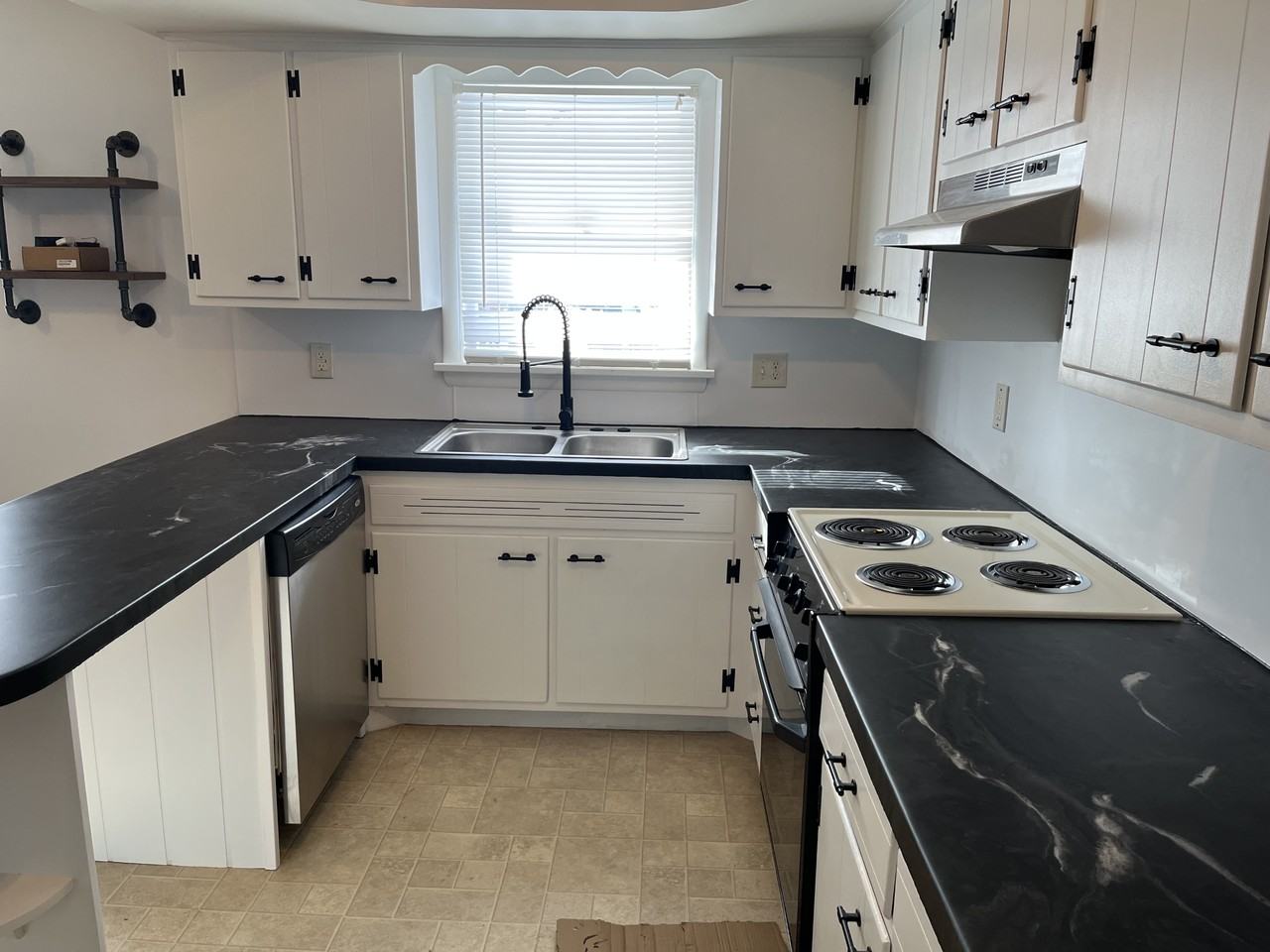 220 Tennyson Dr #NA - Photo 6 of 21