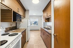 173 Procter Pl #4 - Photo 1 of 1