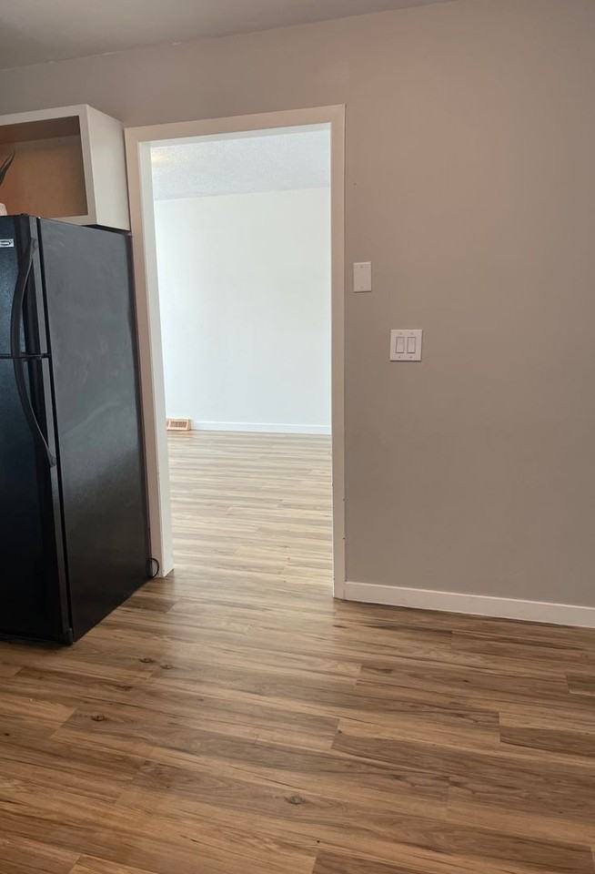 843 Dell Ave - Photo 5 of 14