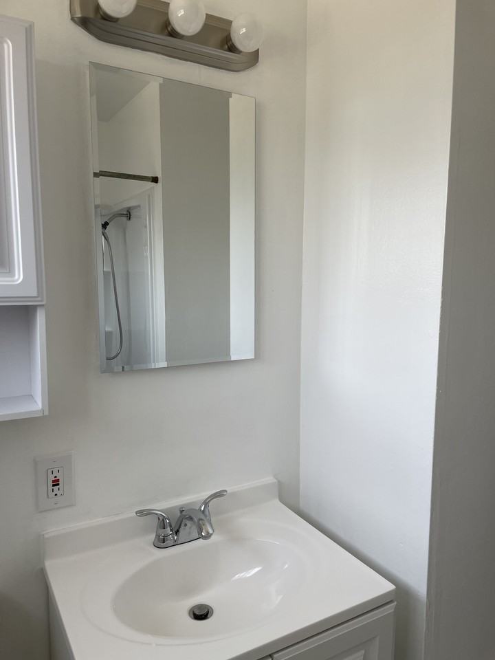 Placentia Ave & W Wilson St - Photo 4 of 9