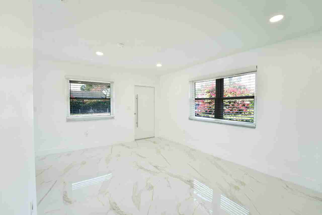 3147 Sw 24th St #3149 - Photo 3 of 46