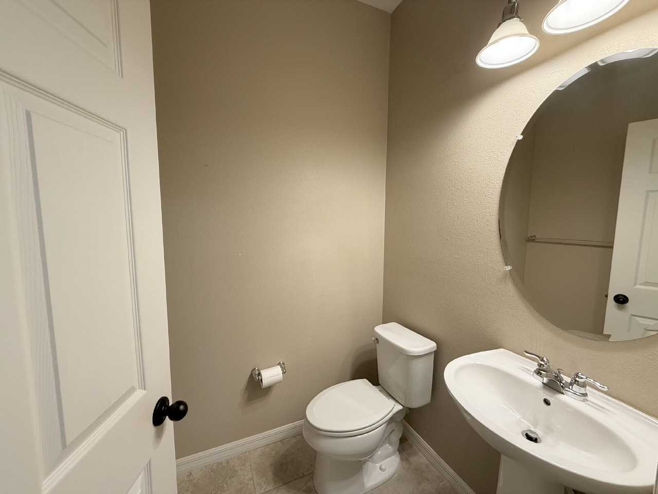 1946 Hidden Springs Dr - Photo 5 of 38