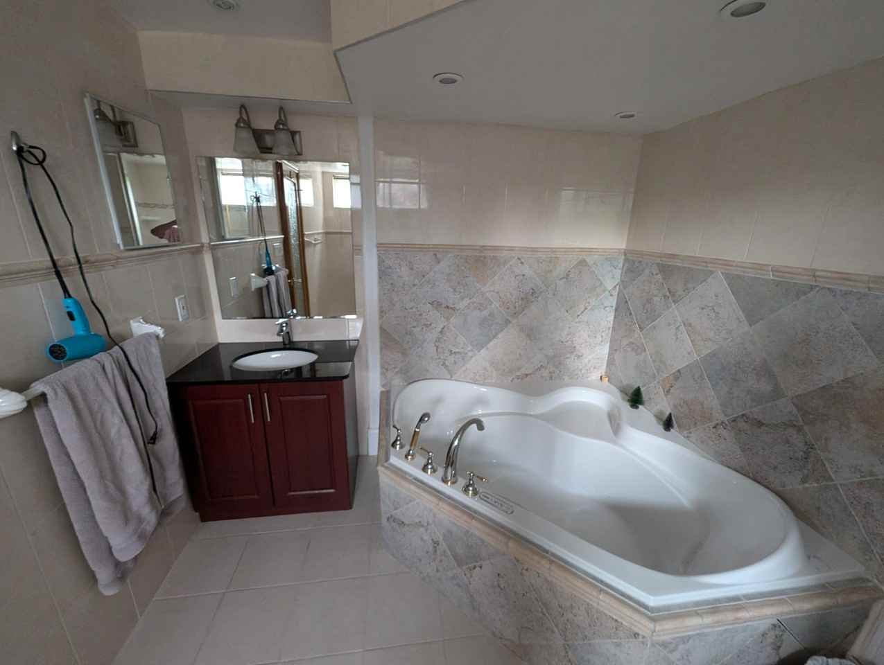 15 Forest Path Court - Photo 2 of 5