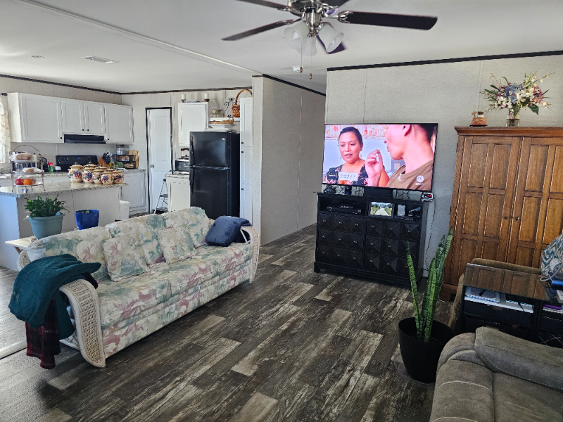 9722 Scepter Ave - Photo 3 of 15