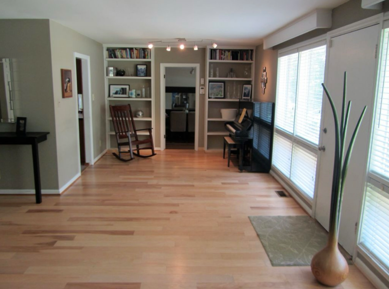 2027 Bivins St - Photo 3 of 13