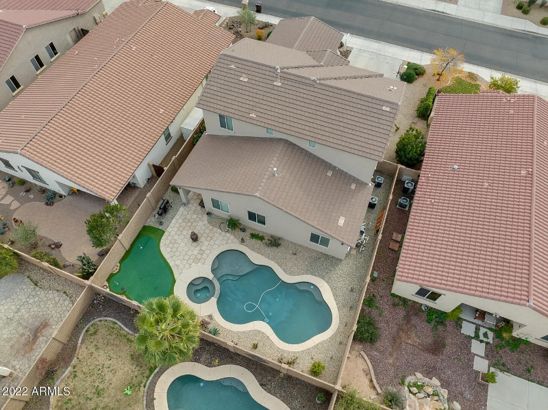 9154 W Hedge Hog Pl - Photo 2 of 19