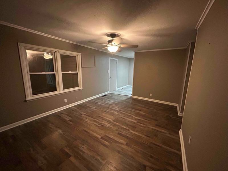436 Greenlawn St - Photo 2 of 12