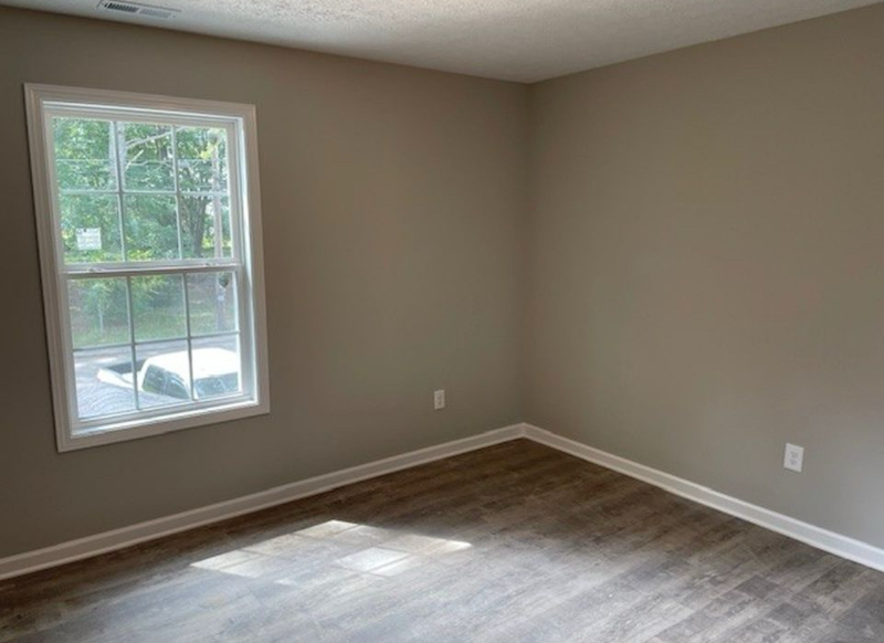 300 8th Ave Sw #300 - Photo 6 of 13