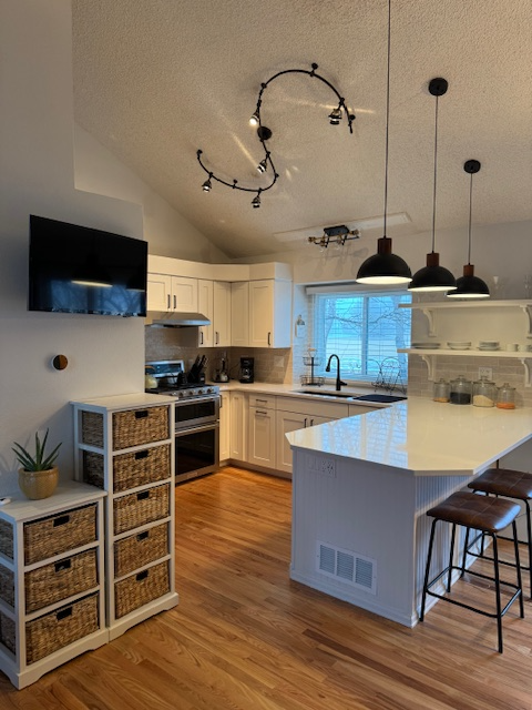 924 Grouse Cir - Photo 2 of 20