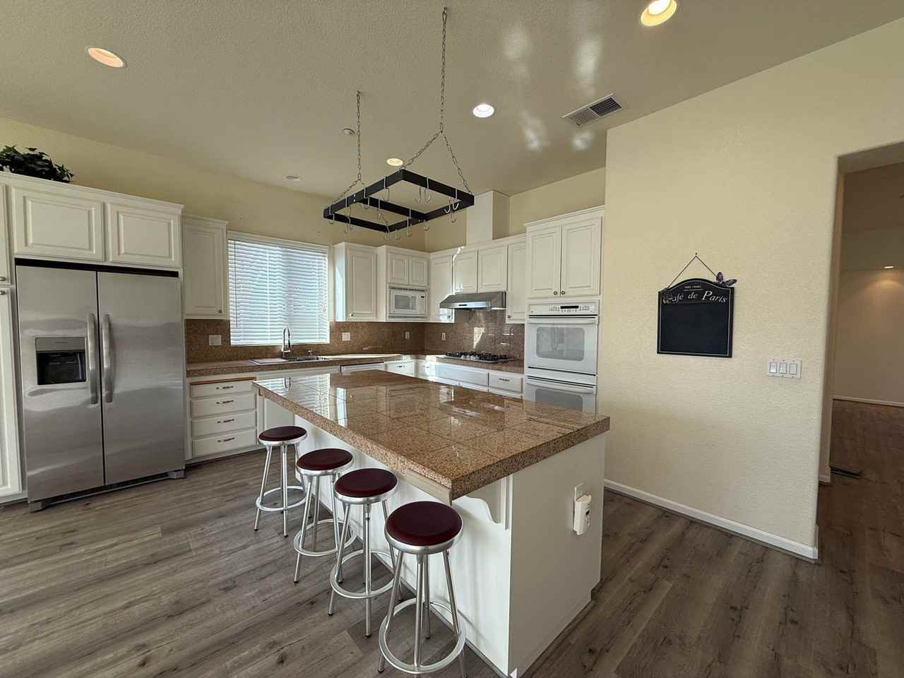 2946 Bresso Dr - Photo 7 of 32