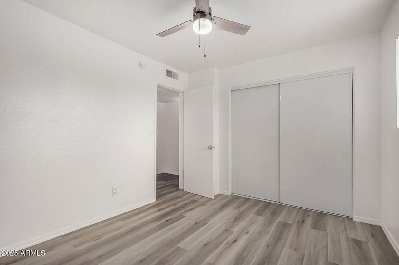 Jovial - Photo 4 of 26