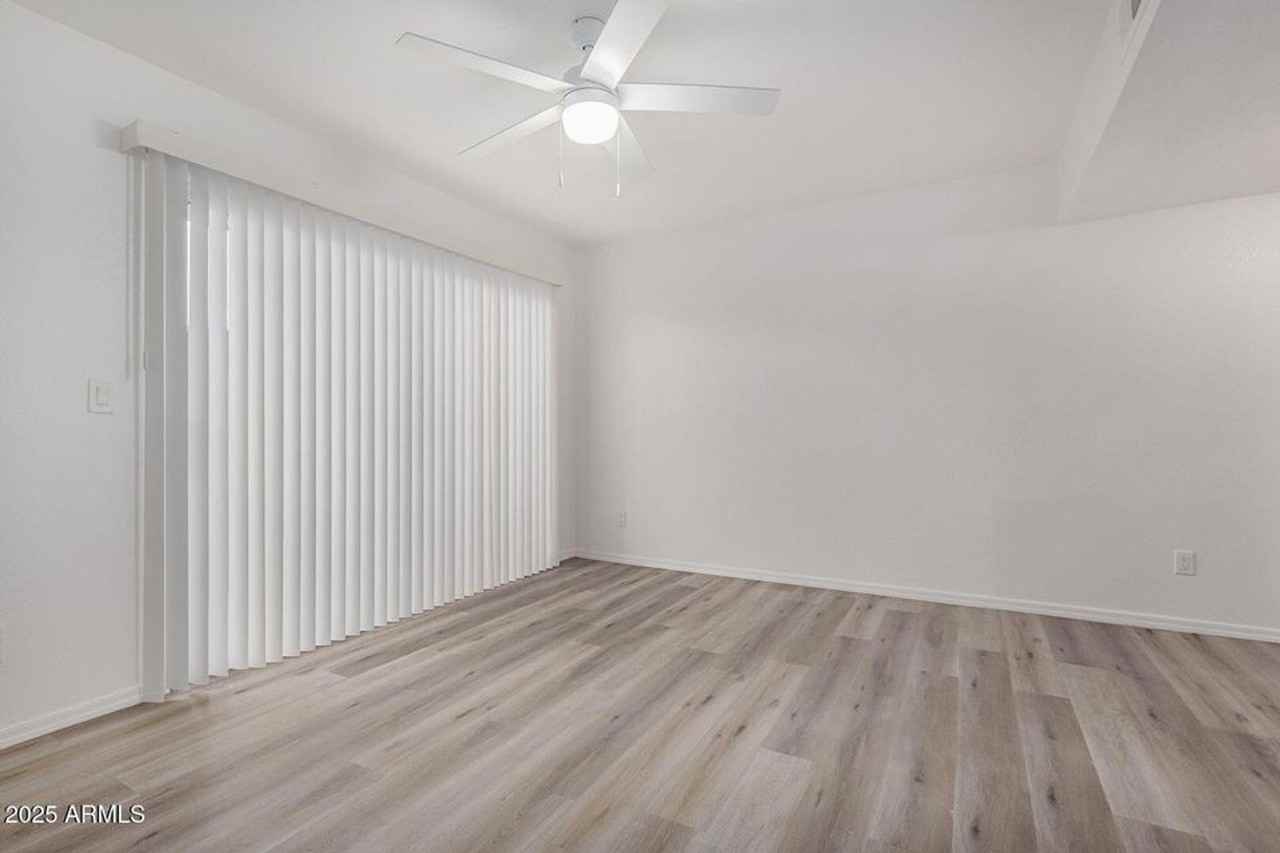 Jovial - Photo 7 of 26