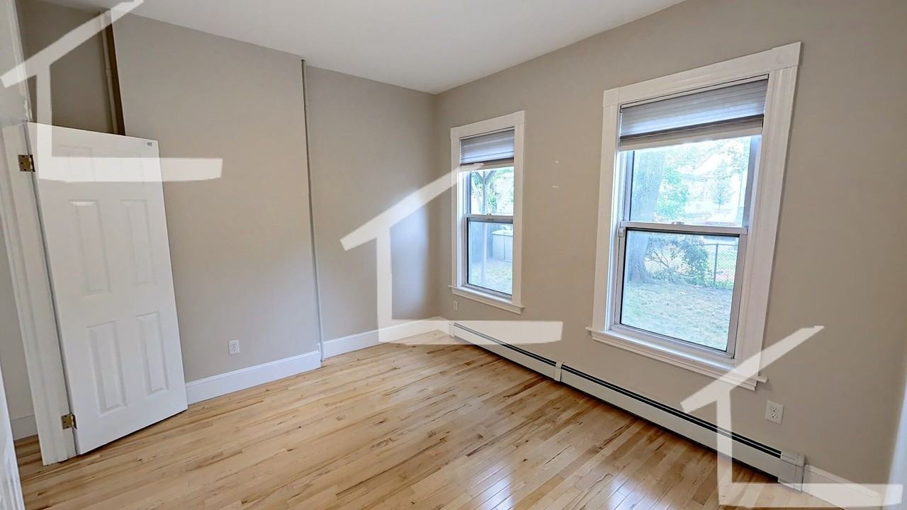 41 Pratt Street - Photo 2 of 11