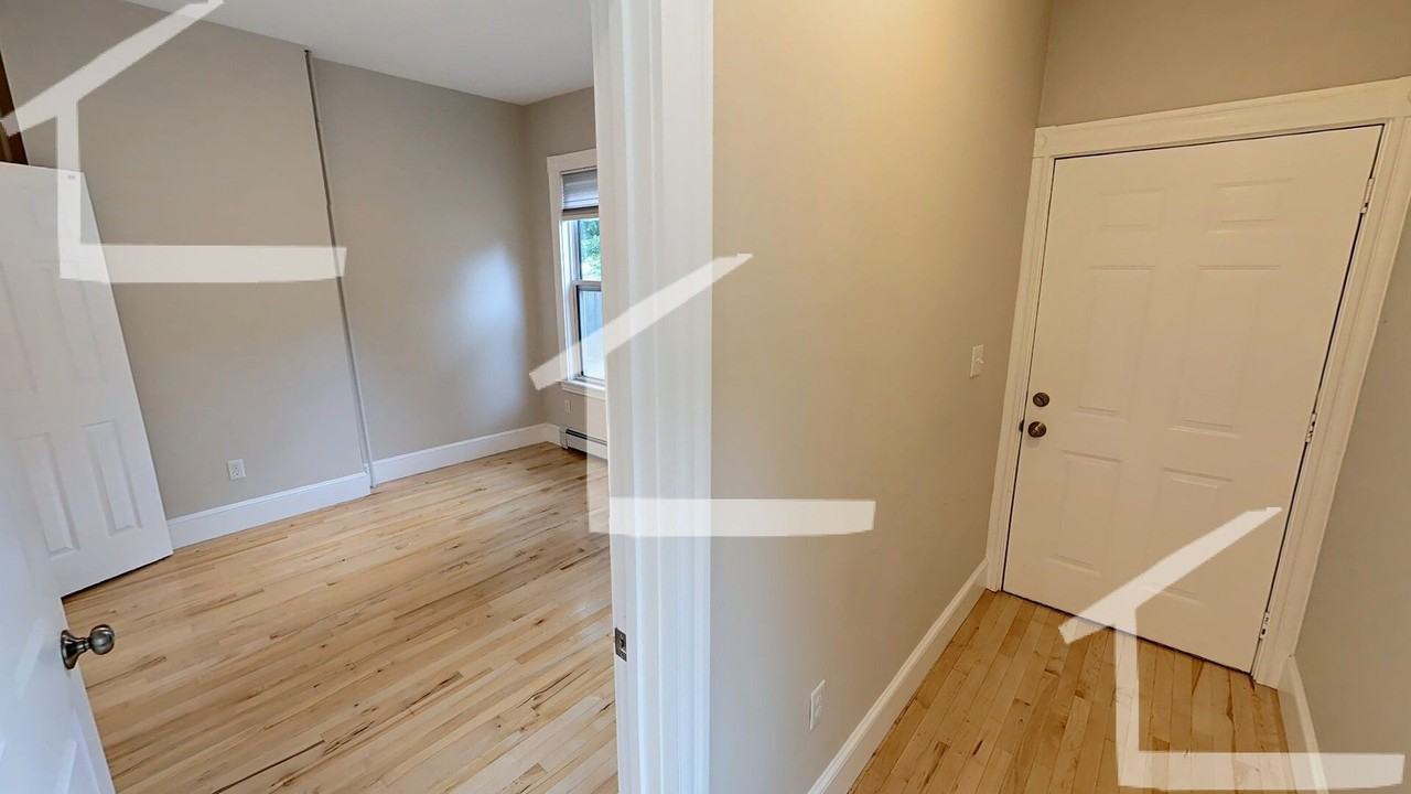 41 Pratt Street - Photo 5 of 11