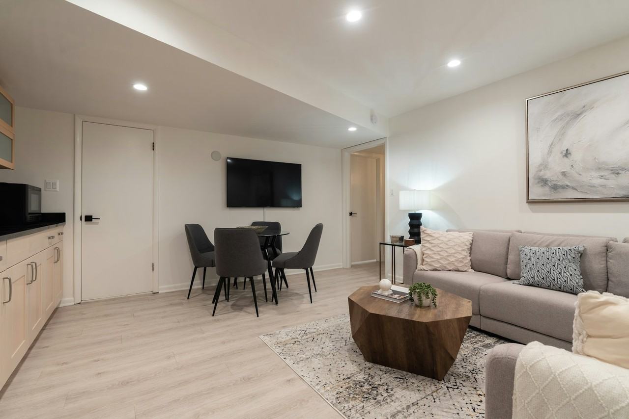 2738 N Radford St, Unit Lower Unit - Photo 2 of 10