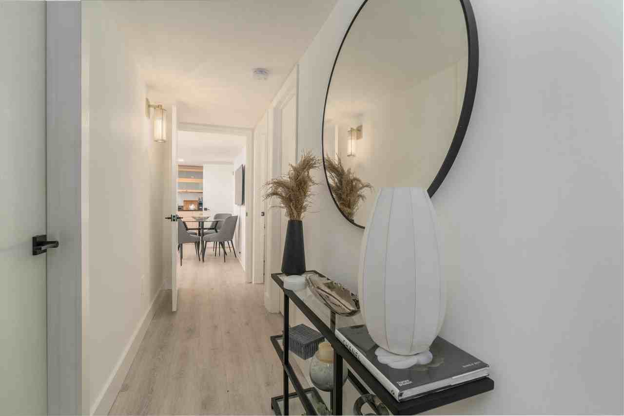 2738 N Radford St, Unit Lower Unit - Photo 7 of 10