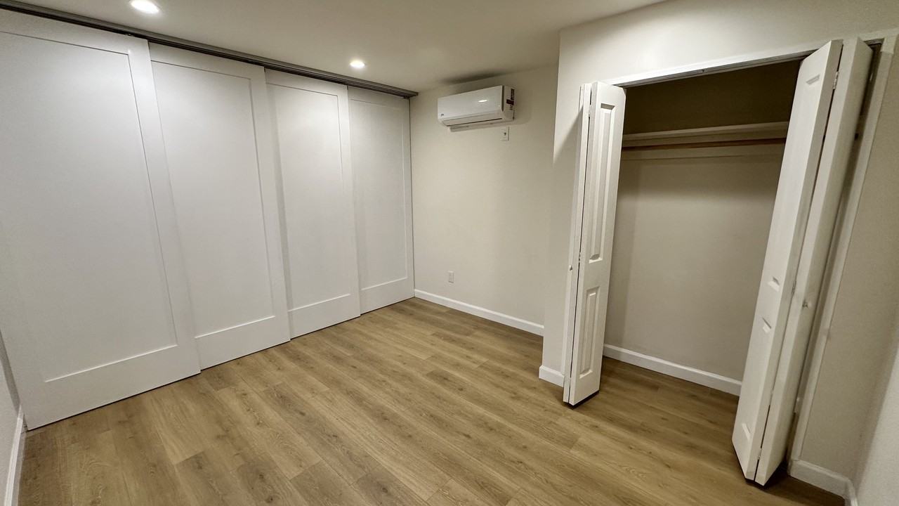 8223 Cimarron St - Photo 6 of 13