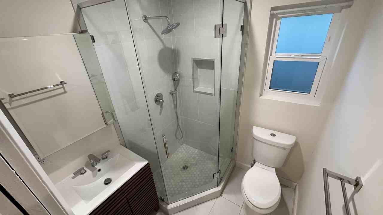 8223 Cimarron St - Photo 7 of 13