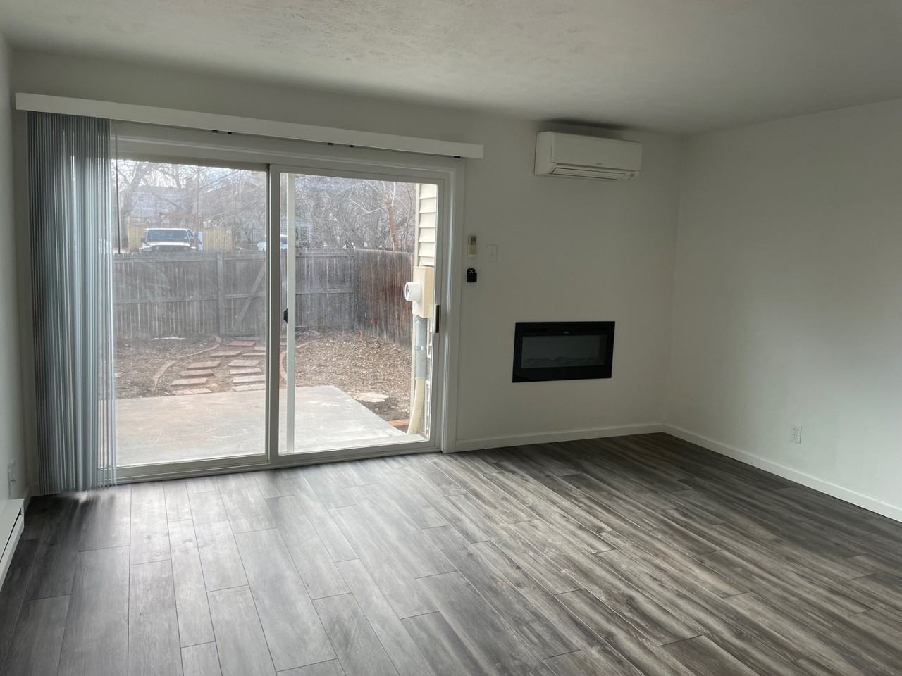 1190 Poplar Ave #1190 - Photo 2 of 23