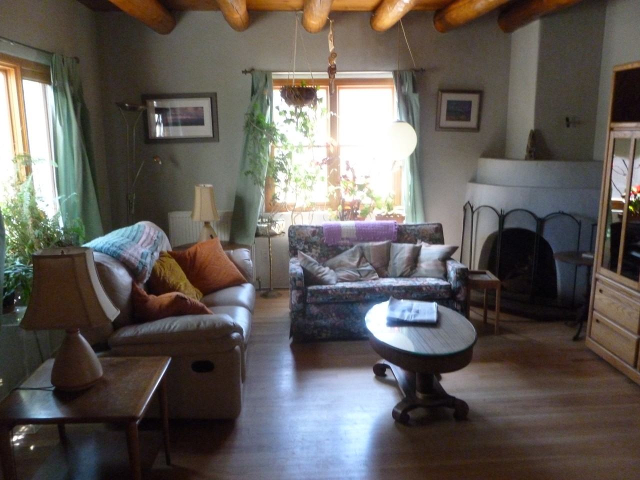 1949 Tijeras Rd #NA - Photo 3 of 21