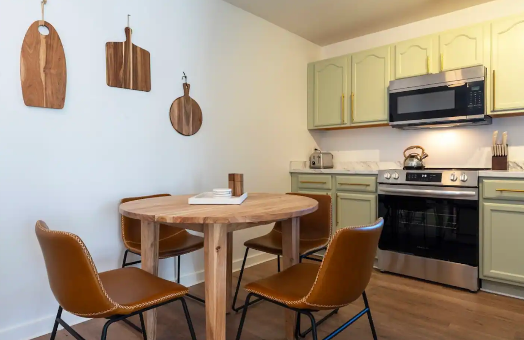 1117 Bar Harbor Road - Photo 4 of 22