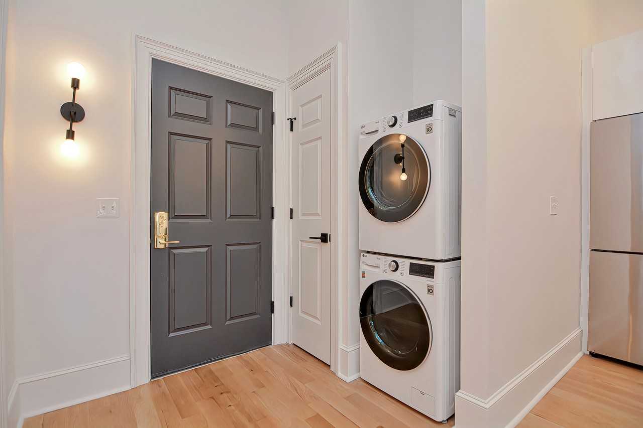 244 Weybosset Street - Photo 4 of 8