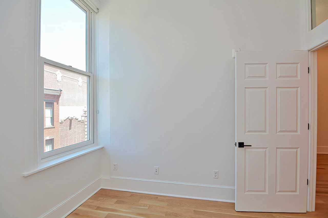 244 Weybosset Street - Photo 6 of 8