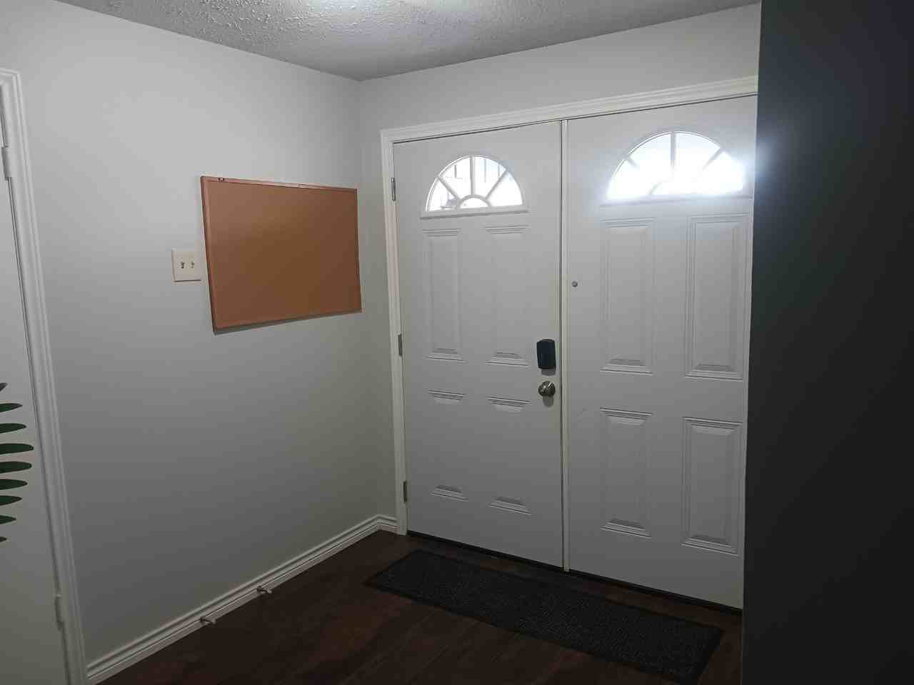 1814 Mill Pond Circle - Photo 4 of 32