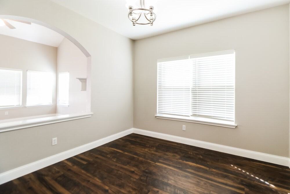 125 Brown St - Photo 6 of 17