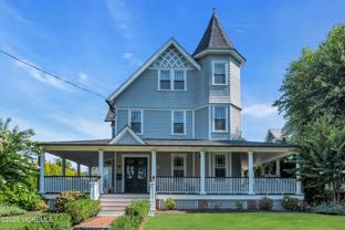 214 Monmouth Ave - Photo 1 of 1