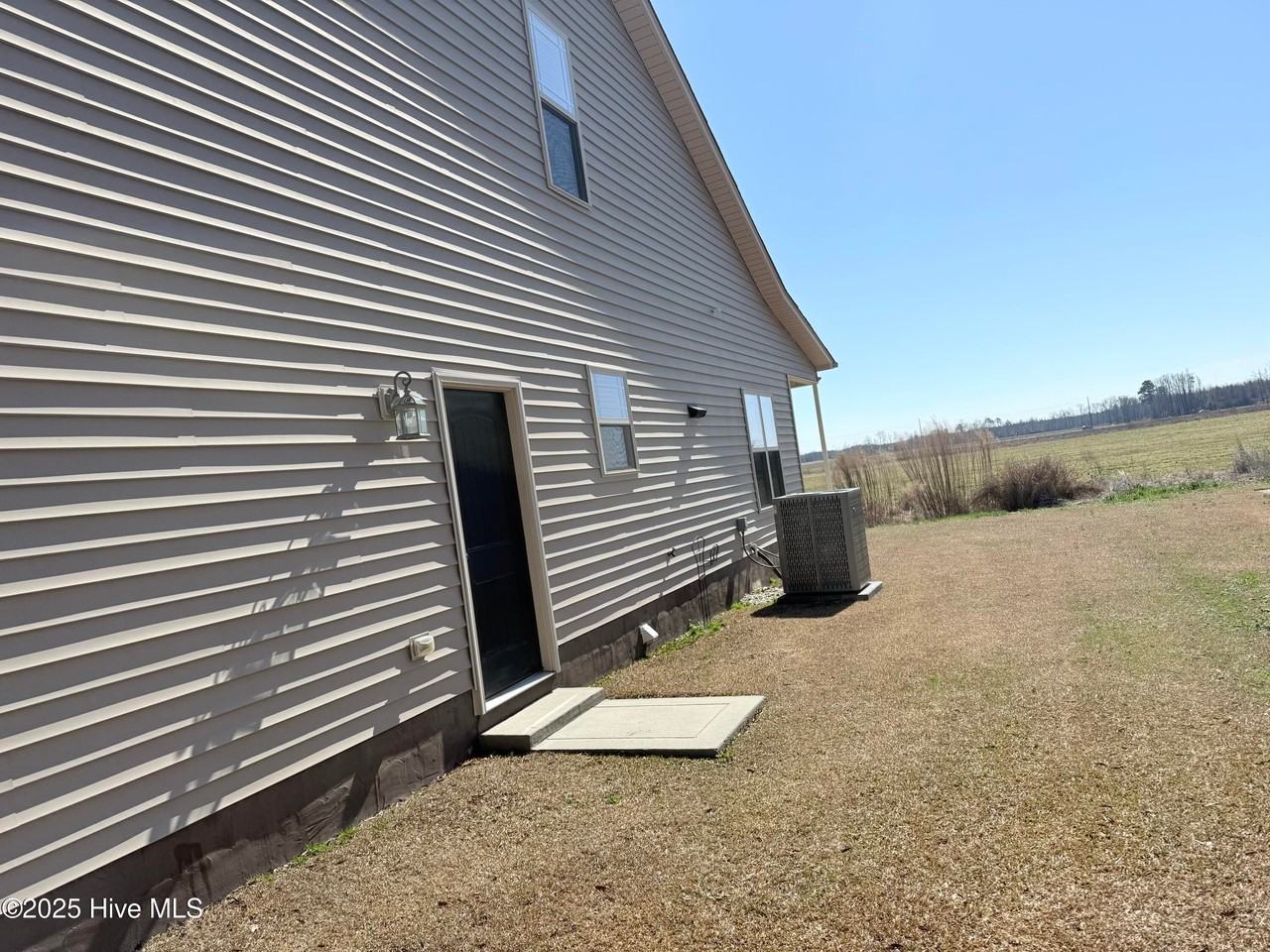 1300 Pine Drive - Photo 2 of 20