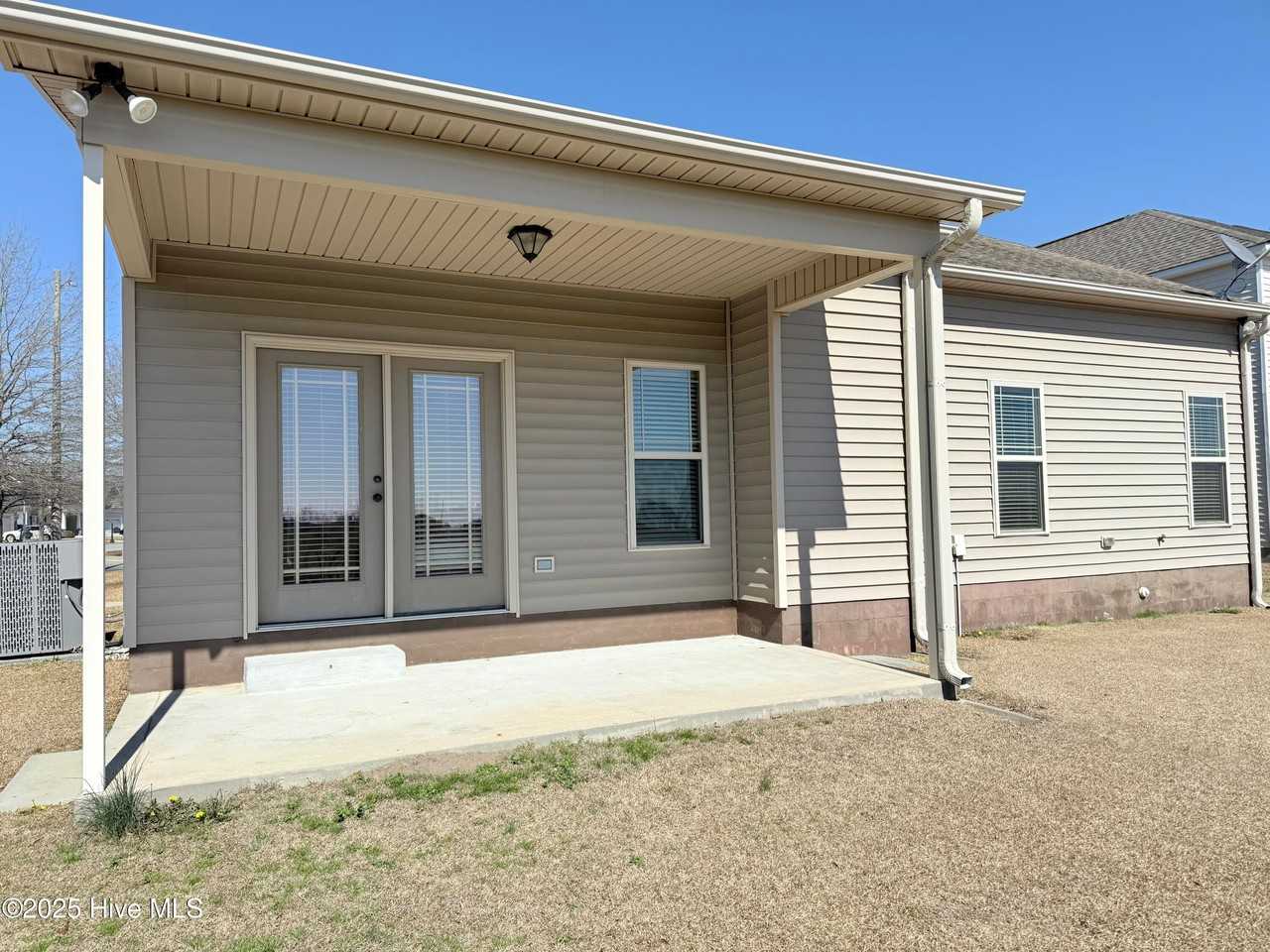 1300 Pine Drive - Photo 3 of 20