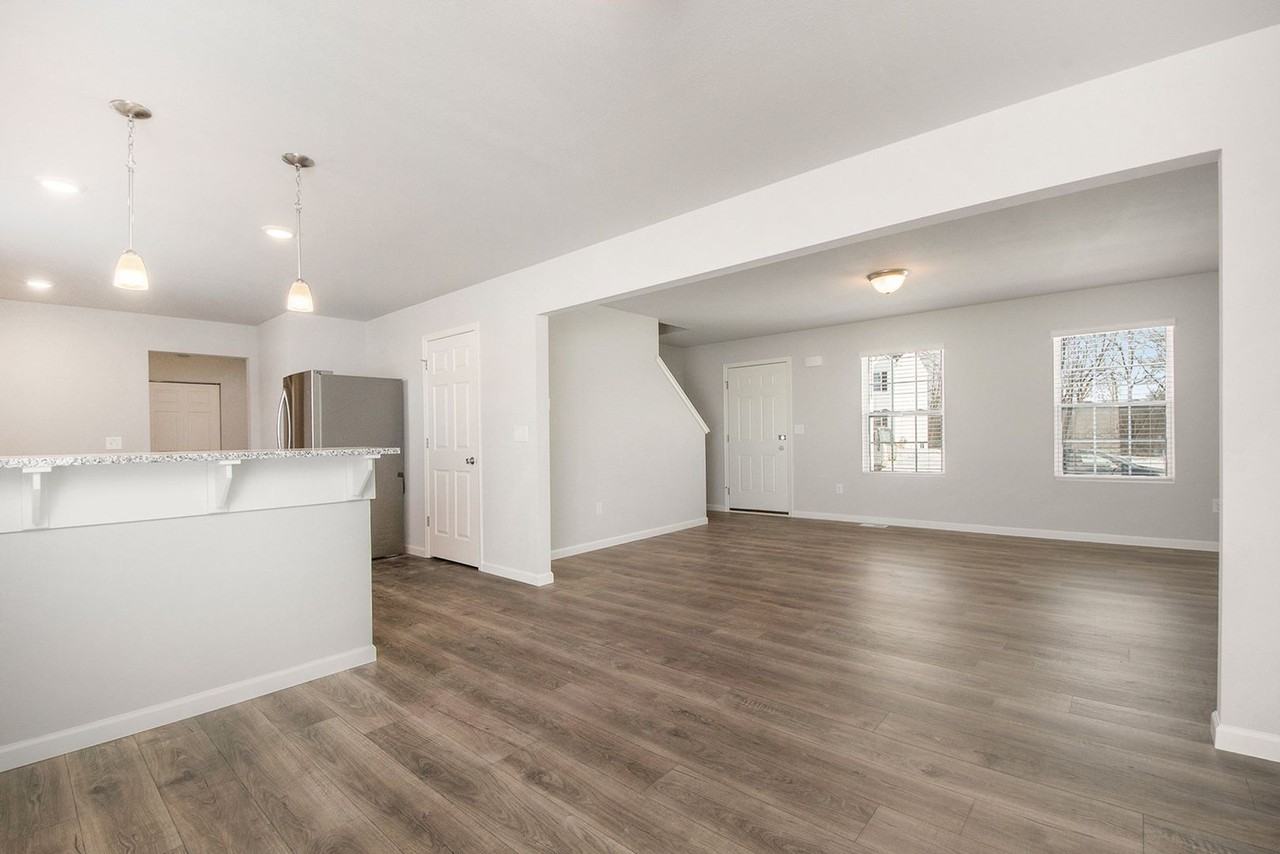 7285 Montego Bay St - Photo 7 of 28