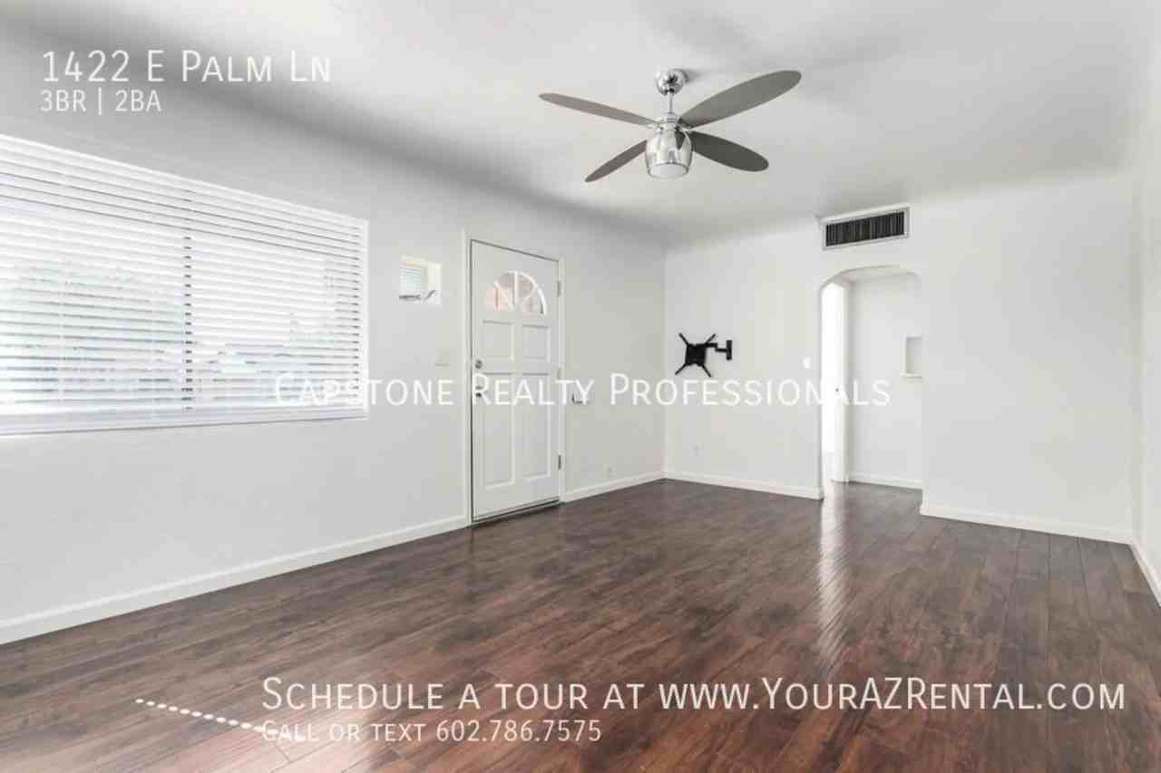 1422 E Palm Ln - Photo 2 of 25