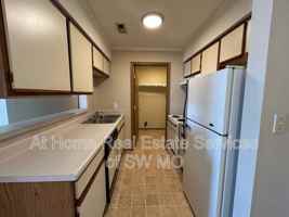 featured image of 710 E Bain St