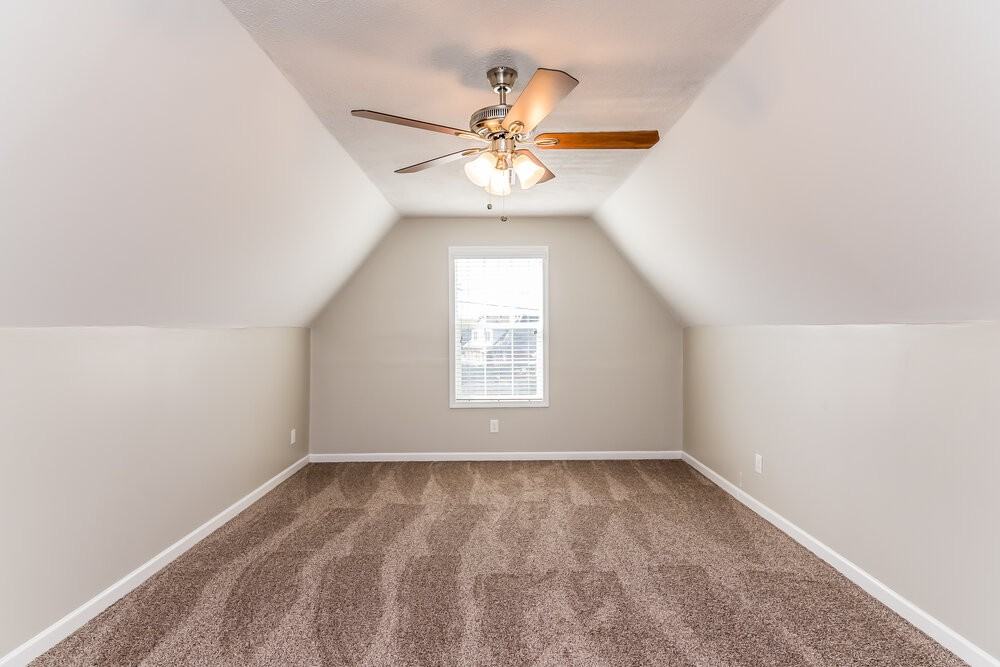 1422 Huddersfield Dr - Photo 6 of 14