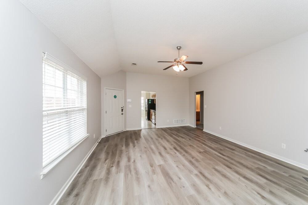 9858 Southern Gum Way - Photo 5 of 16