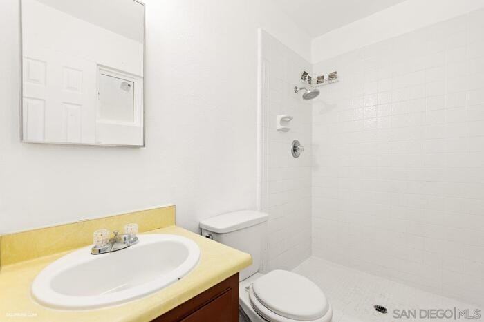 6834 Wunderlin Ave - Photo 2 of 10