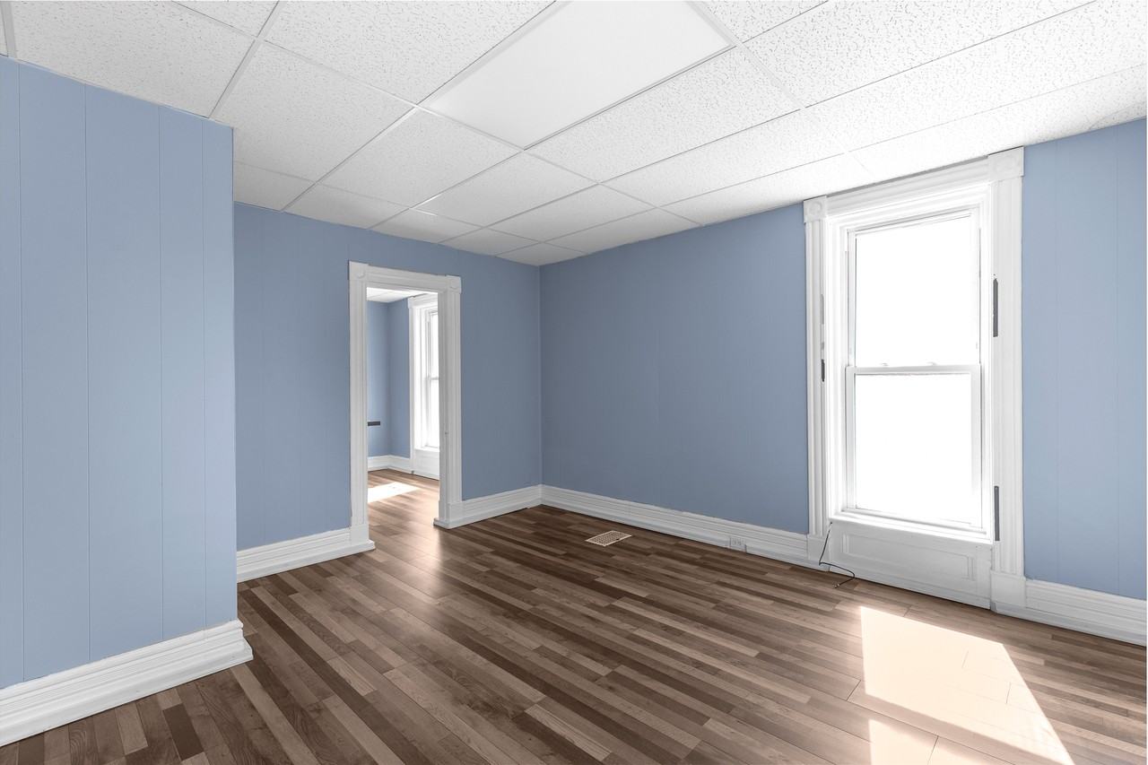 607 Budd Street - Photo 2 of 15