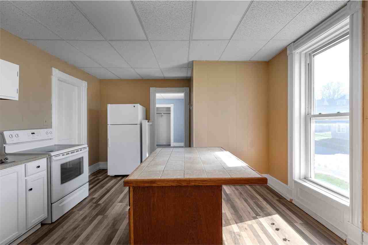 607 Budd Street - Photo 5 of 15