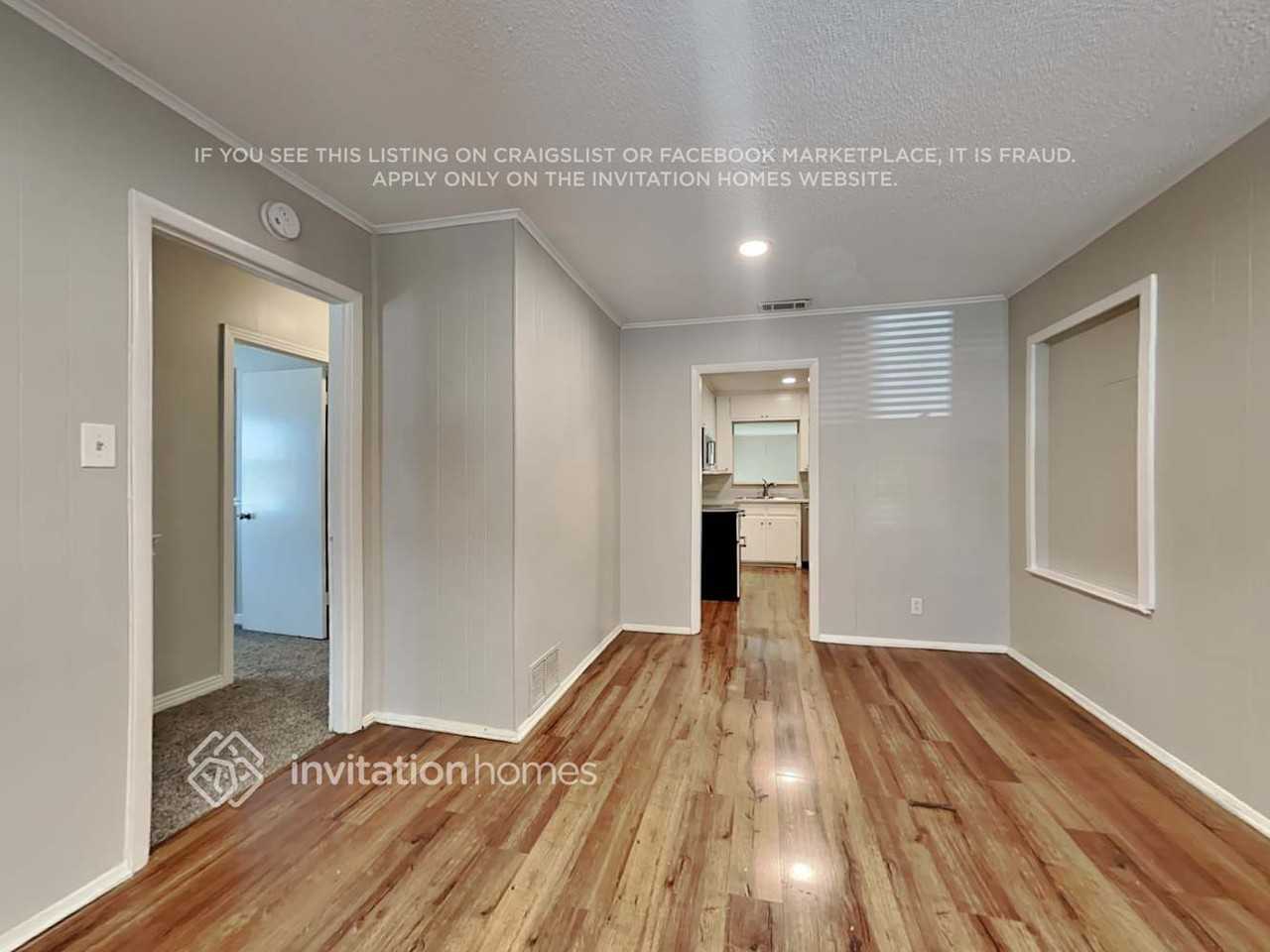 807 Woodleigh Dr - Photo 3 of 18