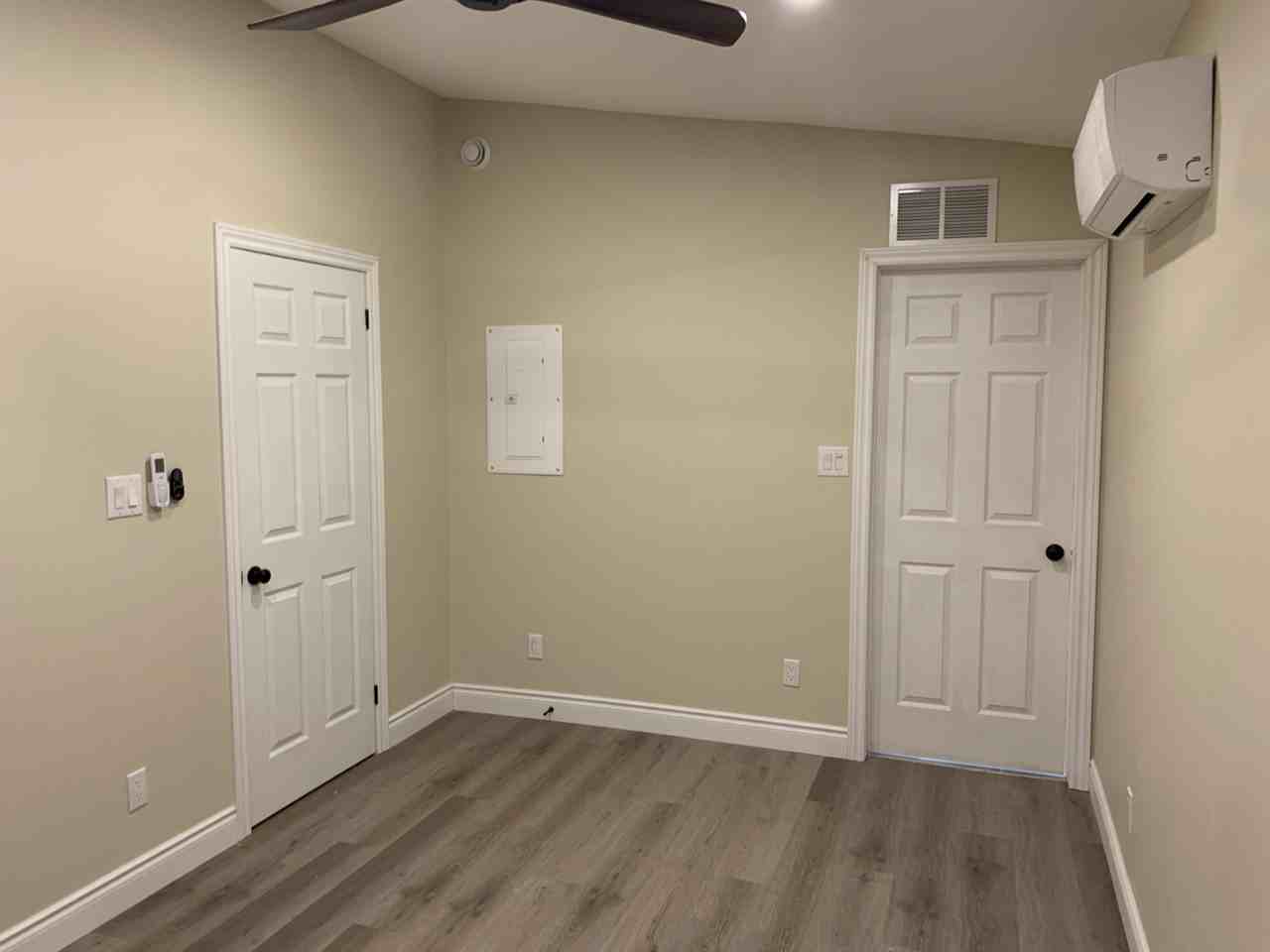 438 Highland Rd E - Photo 2 of 8